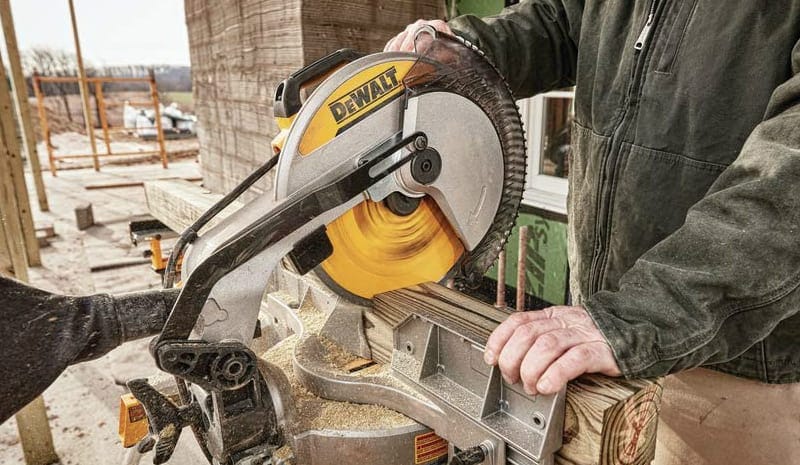 DEWALT in a work process