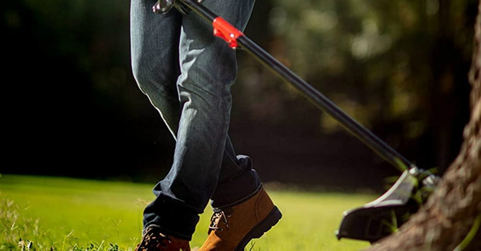 7 Best Gas Weed Trimmer Reviews & Buyer's Guide 2023