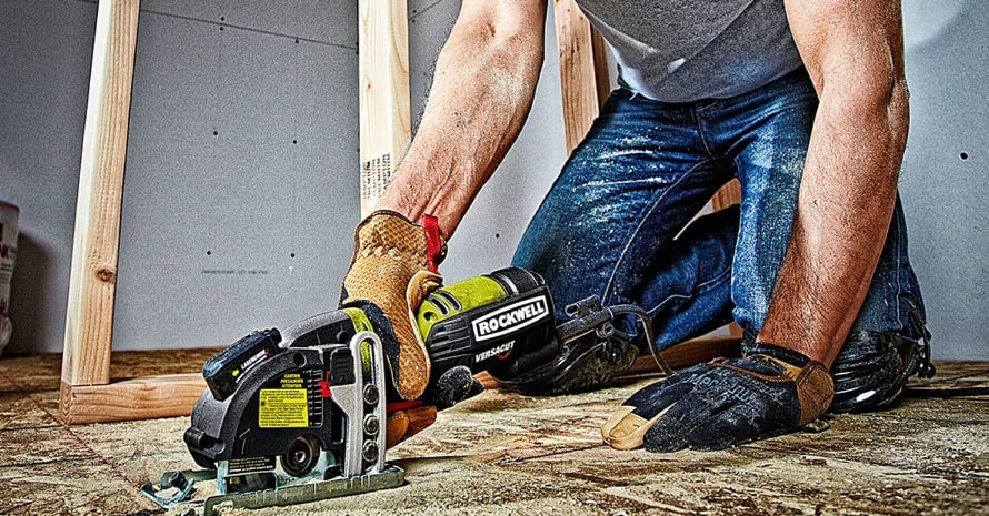 WEN 20V Max 6.5-Inch Cordless Circular Saw with 4.0 Ah Lithium-Ion Battery and Charger