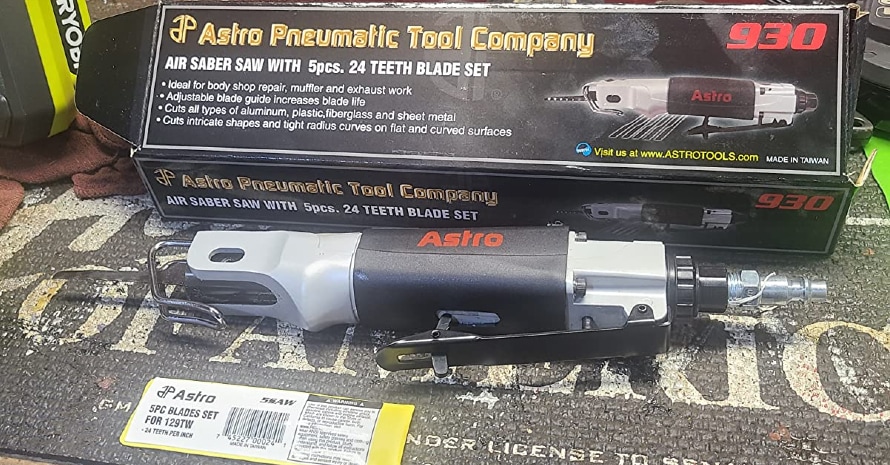 Astro Pneumatic Tool 930 Body Saw