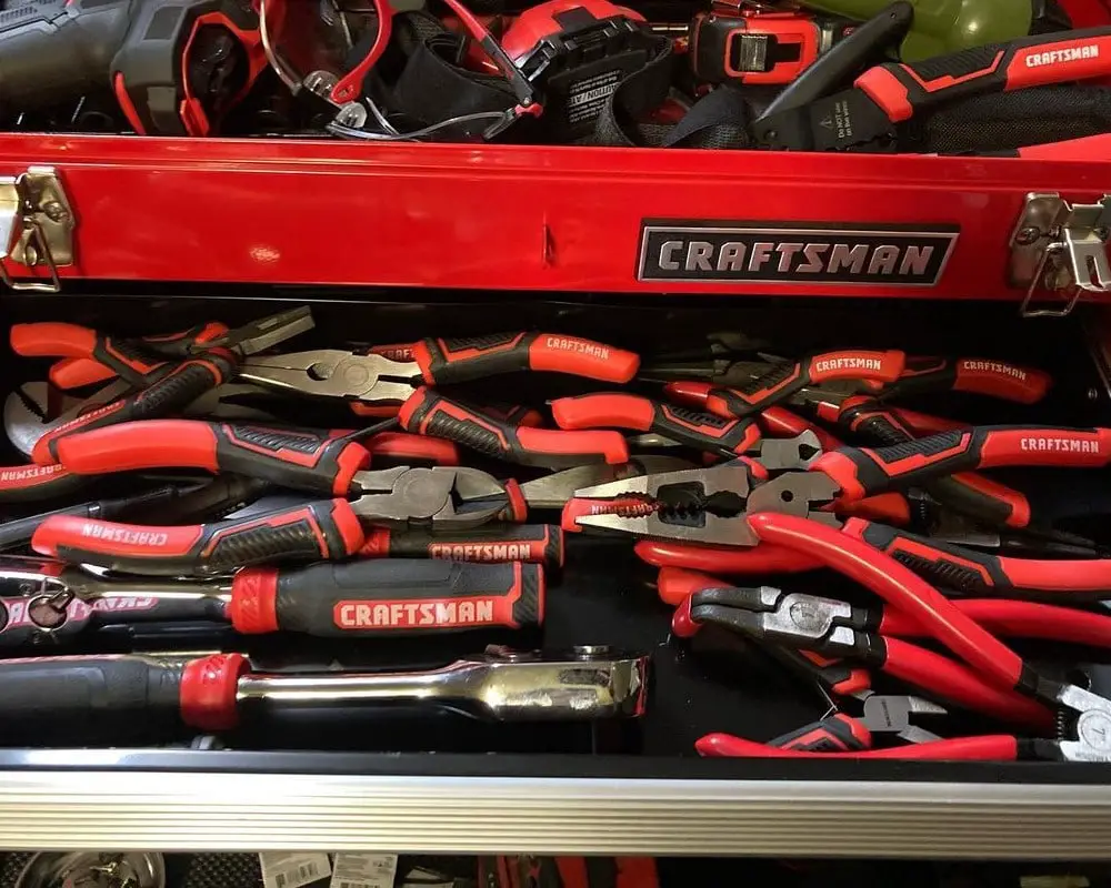 Craftman tools in the toolbox