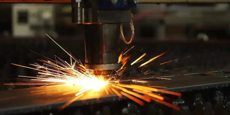 Best Plasma Cutter – Detailed Guide&Reviews