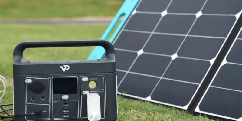 What Is a Solar Generator? Complete Review