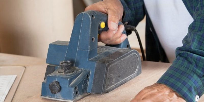 Best Electric Hand Planer for You – Reviews and Guide