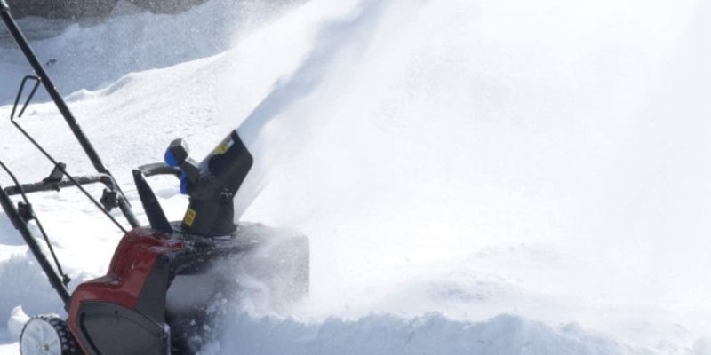 Best Single Stage Snow Blower – The Relentless Snow-Throwing Machine